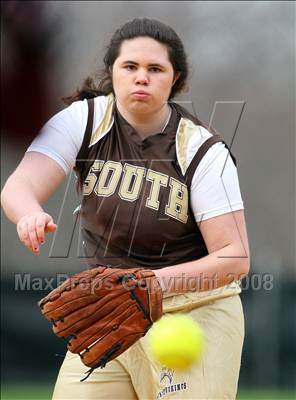 Thumbnail 1 in Mt. Vernon @ Clarkstown South photogallery.