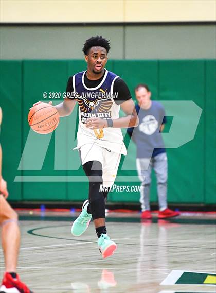 Thumbnail 2 in Minnesota Prep Academy vs Dream City Christian (The Grind Sessions) photogallery.