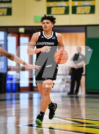 Thumbnail 3 in Minnesota Prep Academy vs Dream City Christian (The Grind Sessions) photogallery.