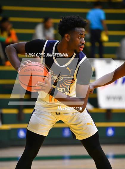 Thumbnail 2 in Minnesota Prep Academy vs Dream City Christian (The Grind Sessions) photogallery.