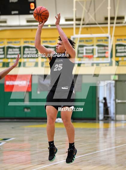 Thumbnail 3 in Minnesota Prep Academy vs Dream City Christian (The Grind Sessions) photogallery.