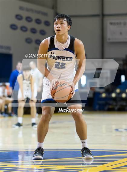 Thumbnail 2 in Pioneer vs Soquel (Santa Cruz Warriors NorCal Invitational) photogallery.