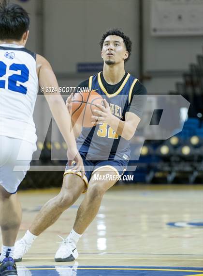 Thumbnail 2 in Pioneer vs Soquel (Santa Cruz Warriors NorCal Invitational) photogallery.