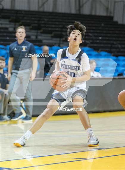 Thumbnail 3 in Pioneer vs Soquel (Santa Cruz Warriors NorCal Invitational) photogallery.