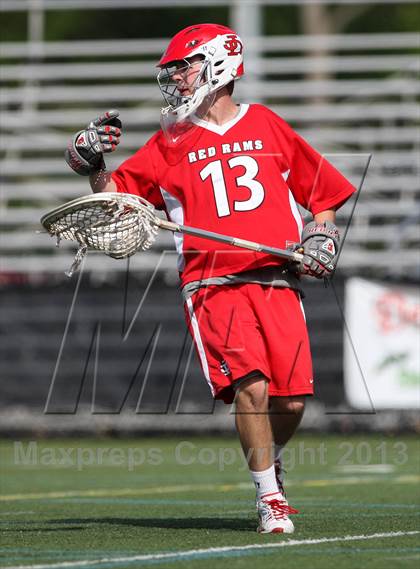 Thumbnail 1 in Jamesville-DeWitt vs. Hamburg (NYSPHSAA Class B Semifinal) photogallery.