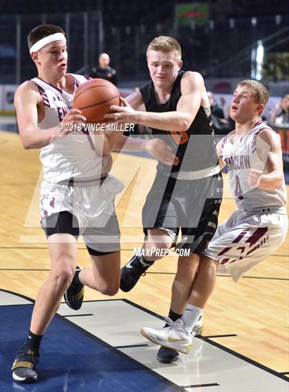 Thumbnail 1 in Enumclaw vs. Post Falls photogallery.