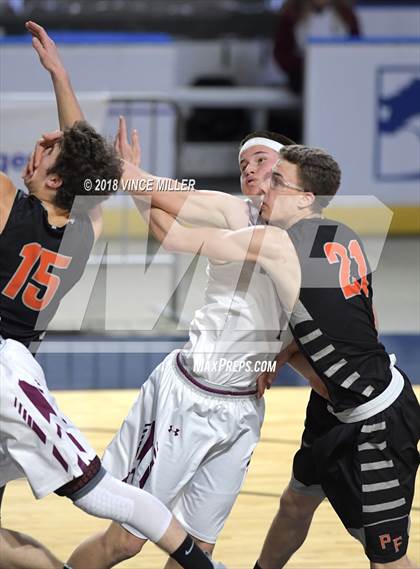 Thumbnail 2 in Enumclaw vs. Post Falls photogallery.