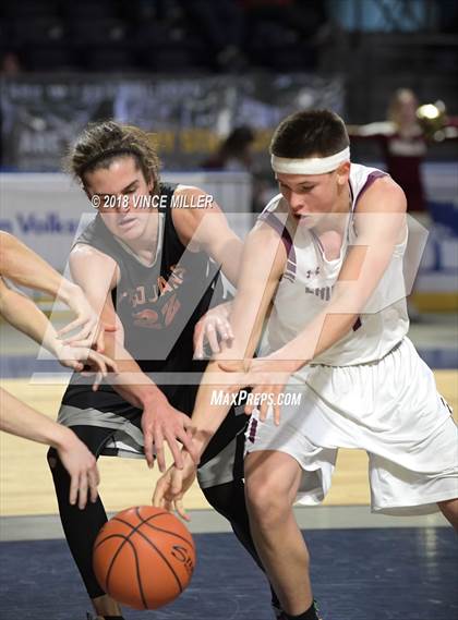Thumbnail 3 in Enumclaw vs. Post Falls photogallery.