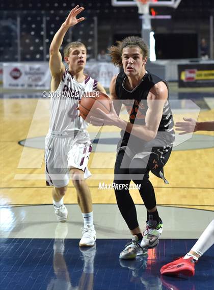 Thumbnail 3 in Enumclaw vs. Post Falls photogallery.