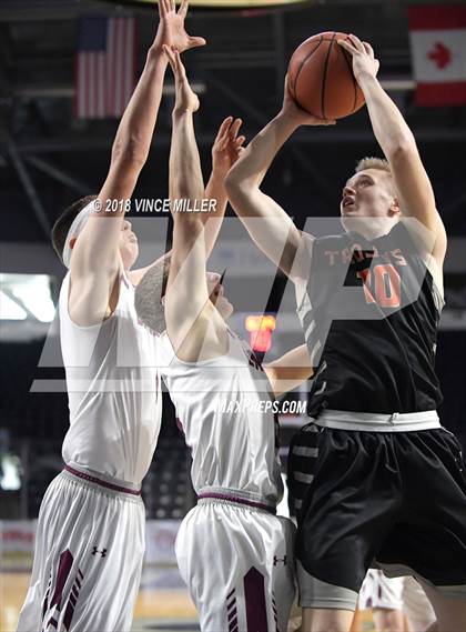Thumbnail 3 in Enumclaw vs. Post Falls photogallery.