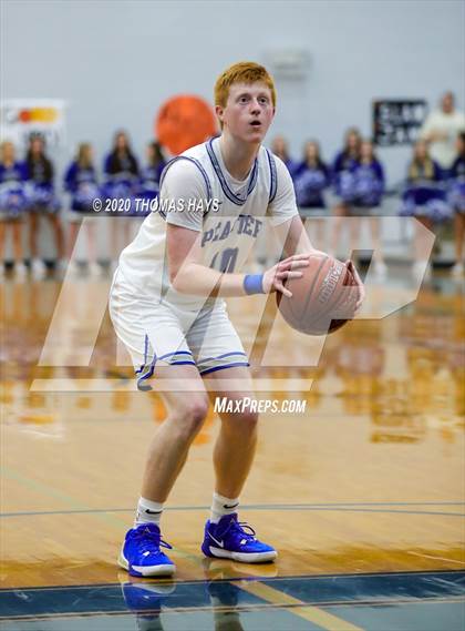 Thumbnail 2 in Brock @ Peaster photogallery.
