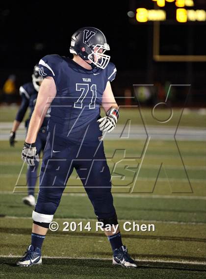 Thumbnail 1 in Mountain Vista @ Valor Christian (CHSAA 5A Playoff 2nd Round) photogallery.
