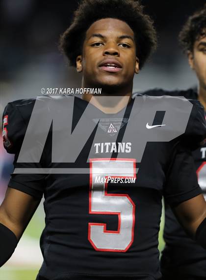 Thumbnail 3 in Elk Grove @ Antelope (CIF SJS D2 Round 1 Playoff) photogallery.
