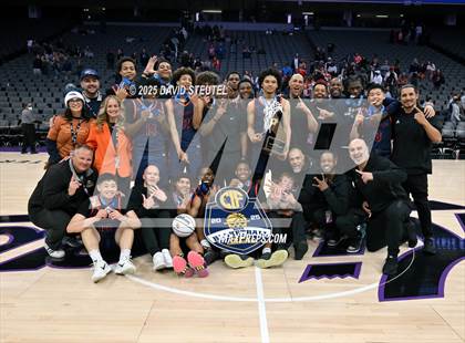 Thumbnail 3 in Roosevelt (CIF State Open Div. Awards) photogallery.
