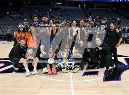 Thumbnail 1 in Roosevelt (CIF State Open Div. Awards) photogallery.
