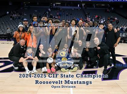 Thumbnail 2 in Roosevelt (CIF State Open Div. Awards) photogallery.