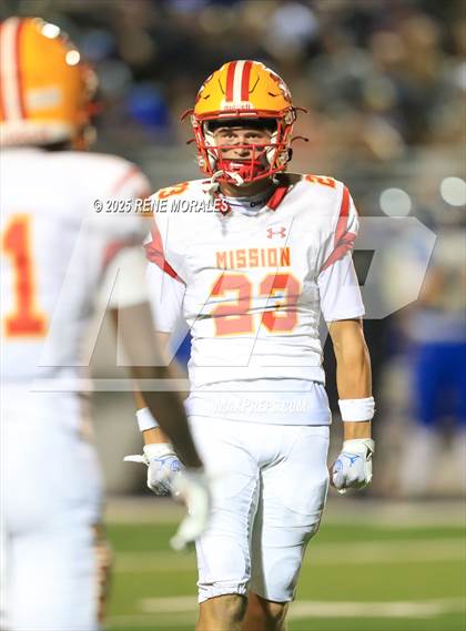 Thumbnail 2 in Mission Viejo @ Santa Margarita (MaxPreps Game of the Week) photogallery.