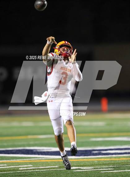 Thumbnail 1 in Mission Viejo @ Santa Margarita (MaxPreps Game of the Week) photogallery.