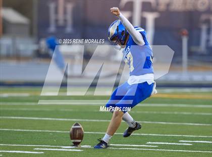 Thumbnail 2 in Mission Viejo @ Santa Margarita (MaxPreps Game of the Week) photogallery.