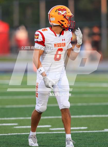 Thumbnail 3 in Mission Viejo @ Santa Margarita (MaxPreps Game of the Week) photogallery.