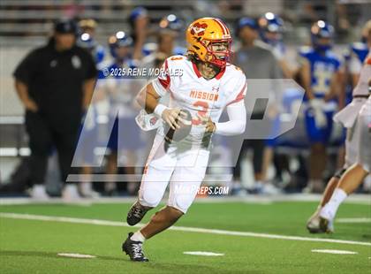 Thumbnail 3 in Mission Viejo @ Santa Margarita (MaxPreps Game of the Week) photogallery.