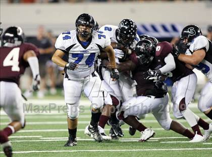 Thumbnail 3 in Summit vs. Mansfield Timberview (Kirk Herbstreit Varsity Football Series) photogallery.