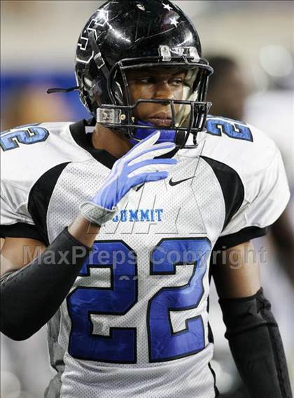 Thumbnail 3 in Summit vs. Mansfield Timberview (Kirk Herbstreit Varsity Football Series) photogallery.