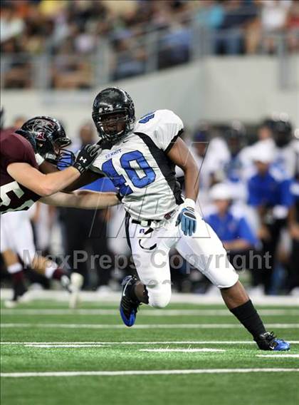 Thumbnail 2 in Summit vs. Mansfield Timberview (Kirk Herbstreit Varsity Football Series) photogallery.