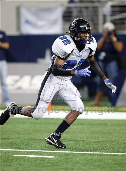 Thumbnail 3 in Summit vs. Mansfield Timberview (Kirk Herbstreit Varsity Football Series) photogallery.