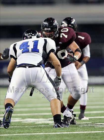 Thumbnail 3 in Summit vs. Mansfield Timberview (Kirk Herbstreit Varsity Football Series) photogallery.