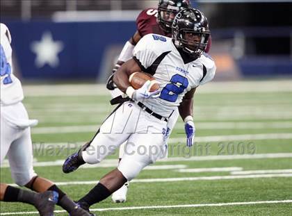 Thumbnail 2 in Summit vs. Mansfield Timberview (Kirk Herbstreit Varsity Football Series) photogallery.