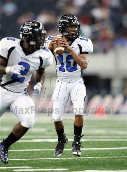 Thumbnail 3 in Summit vs. Mansfield Timberview (Kirk Herbstreit Varsity Football Series) photogallery.