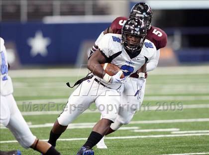 Thumbnail 1 in Summit vs. Mansfield Timberview (Kirk Herbstreit Varsity Football Series) photogallery.