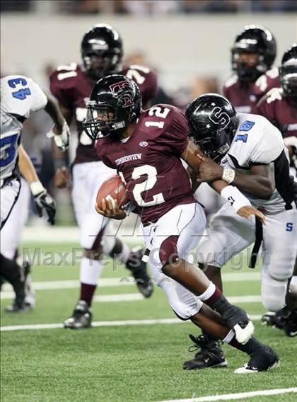 Thumbnail 3 in Summit vs. Mansfield Timberview (Kirk Herbstreit Varsity Football Series) photogallery.