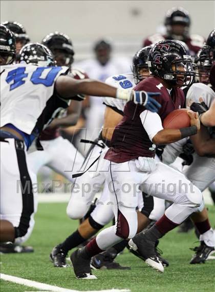 Thumbnail 1 in Summit vs. Mansfield Timberview (Kirk Herbstreit Varsity Football Series) photogallery.