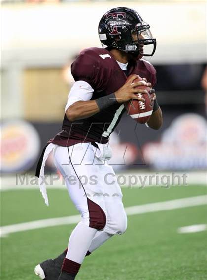Thumbnail 1 in Summit vs. Mansfield Timberview (Kirk Herbstreit Varsity Football Series) photogallery.