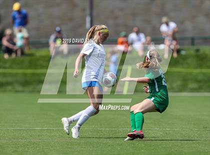 Thumbnail 1 in Liberty vs Nerinx Hall_MSHSAA Class 4 Championship photogallery.