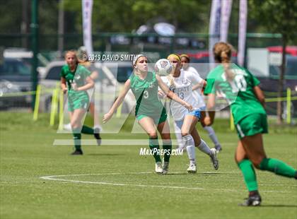 Thumbnail 3 in Liberty vs Nerinx Hall_MSHSAA Class 4 Championship photogallery.