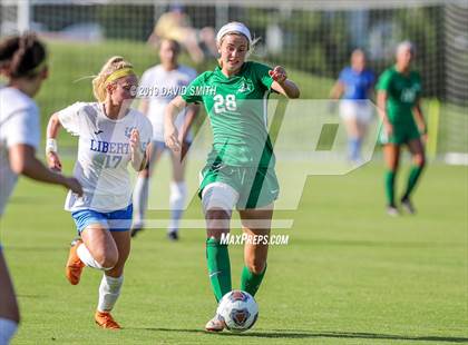 Thumbnail 1 in Liberty vs Nerinx Hall_MSHSAA Class 4 Championship photogallery.