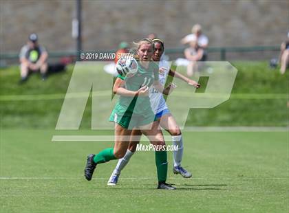 Thumbnail 3 in Liberty vs Nerinx Hall_MSHSAA Class 4 Championship photogallery.