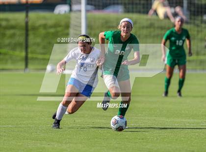 Thumbnail 3 in Liberty vs Nerinx Hall_MSHSAA Class 4 Championship photogallery.