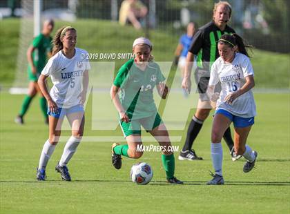 Thumbnail 1 in Liberty vs Nerinx Hall_MSHSAA Class 4 Championship photogallery.