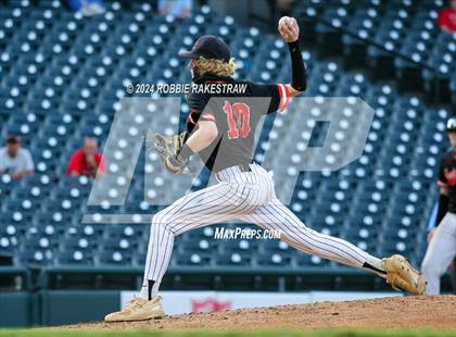 Thumbnail 3 in Collinsville vs. Centerville (UIL 2A Baseball Semifinal) photogallery.
