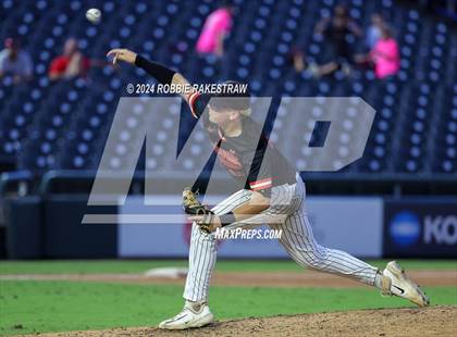 Thumbnail 1 in Collinsville vs. Centerville (UIL 2A Baseball Semifinal) photogallery.