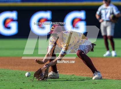 Thumbnail 1 in Collinsville vs. Centerville (UIL 2A Baseball Semifinal) photogallery.