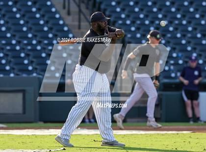 Thumbnail 3 in Collinsville vs. Centerville (UIL 2A Baseball Semifinal) photogallery.