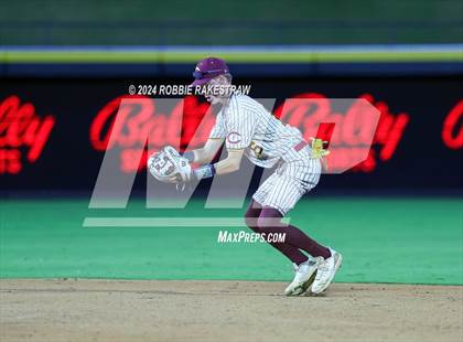 Thumbnail 1 in Collinsville vs. Centerville (UIL 2A Baseball Semifinal) photogallery.