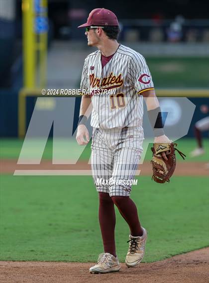 Thumbnail 3 in Collinsville vs. Centerville (UIL 2A Baseball Semifinal) photogallery.
