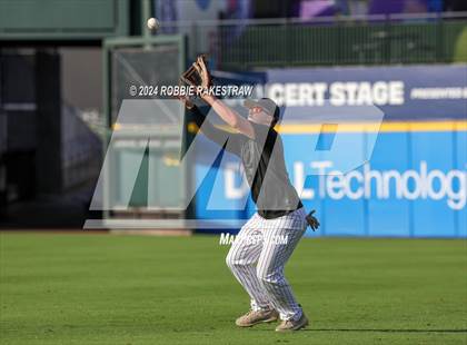 Thumbnail 3 in Collinsville vs. Centerville (UIL 2A Baseball Semifinal) photogallery.