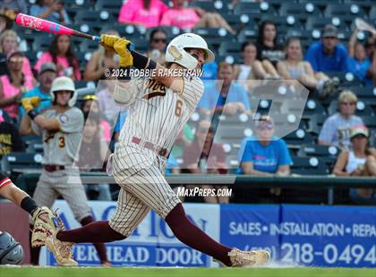 Thumbnail 3 in Collinsville vs. Centerville (UIL 2A Baseball Semifinal) photogallery.